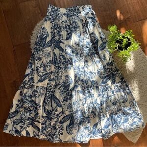 Abercrombie & Fitch Tiered Maxi Skirt